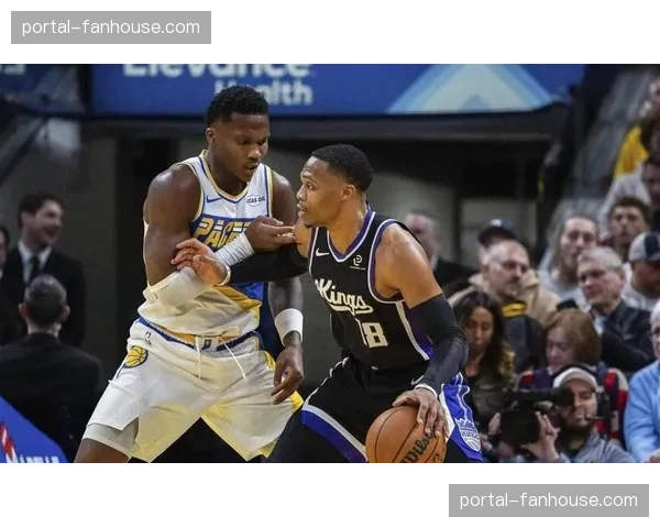 国王114-109逆转步行者，内史密斯29分率队完成翻盘